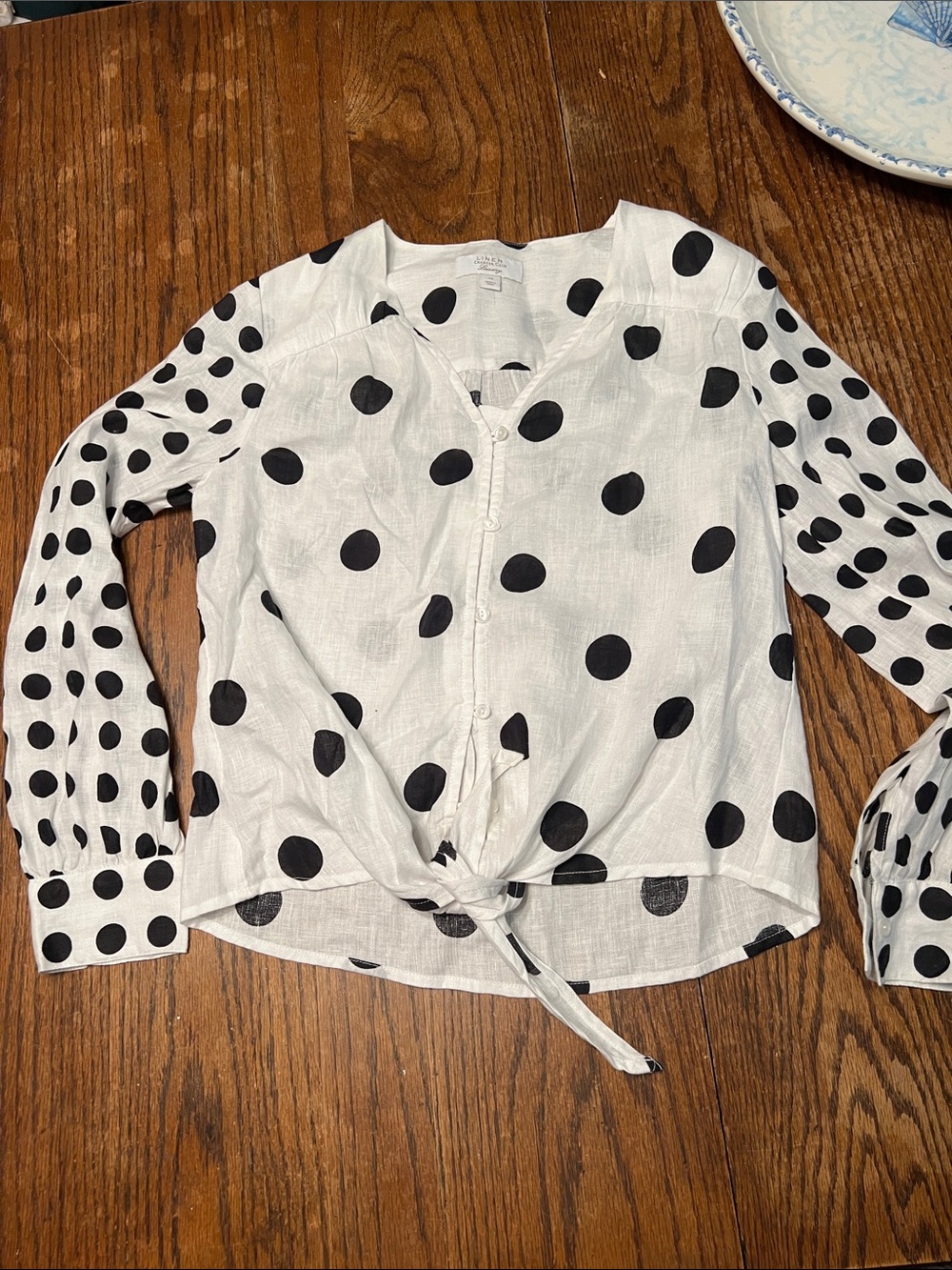 100 % Linen Charter  Club Luxury Collection White Polka Dot front tie top